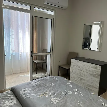 Daire Cozy Flat In The Center