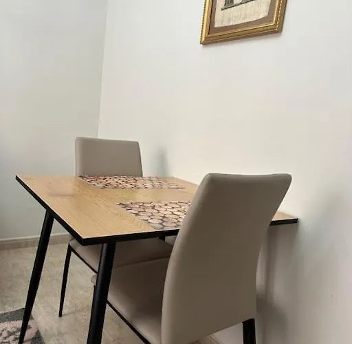 Cozy Flat In The Center