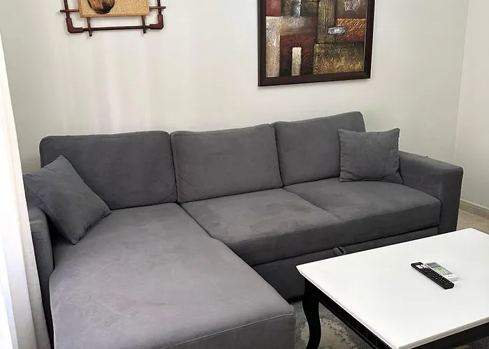 Apartment Cozy Flat In The Center Tirana